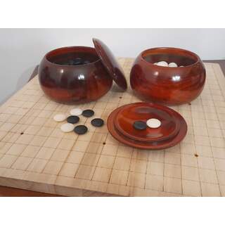 Kit 19x19 en Madera con Piedras 21 mm y Gokes especiales (cafes, claros u oscuros).